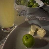 Photo taken at Veli Usta Körfez Restaurant by Berk E. on 6/26/2023