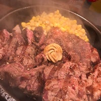 Photo taken at Ikinari Steak by きにゃみ on 8/10/2019