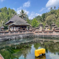 Photo taken at Tirta Empul Temple by Susu on 10/25/2023