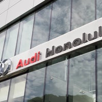 Das Foto wurde bei Audi Honolulu von Mandy D. am 3/20/2017 aufgenommen