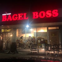 Photo prise au Bagel Boss Hicksville par Christina M. le5/5/2020