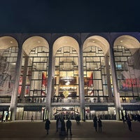 Foto tirada no(a) Metropolitan Opera House por Becky L. em 3/8/2024
