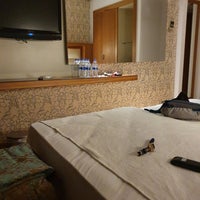Photo taken at Antalya Hotel by 🇩🇪Ömer🇩🇪 on 9/16/2022