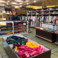 Central Cottage Industries Emporium Miscellaneous Shop In Janpath