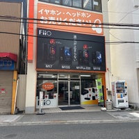Photo taken at e☆イヤホン 大阪日本橋本店 by gan3 on 4/14/2023