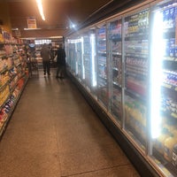 Photo taken at Supermercado Sakay by 🌎🇧🇷🇨🇱 Alexandre C. on 4/2/2022