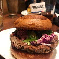 Photo taken at Umami Burger by Ale E. on 12/8/2018