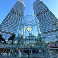 Photo taken at Apple Pudong by Yingli X. on 12/18/2022
