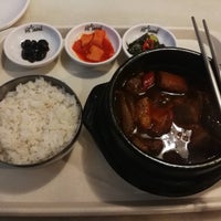 6/25/2018 tarihinde Adele D.ziyaretçi tarafından Hi Seoul Korean Restaurant'de çekilen fotoğraf