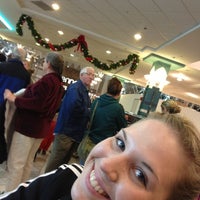 Oxford Valley Mall Food Court - 15 tips