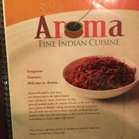 Foto tirada no(a) Aroma Indian Cuisine por Cynthia C. em 11/29/2014
