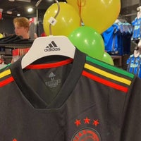 Ajax Fanshop Geschenkwarenladen In Amsterdam