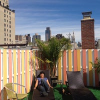 Colonial House Inn Chelsea 318 W 22nd St