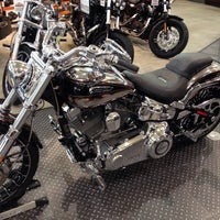 Das Foto wurde bei Four Rivers Harley-Davidson von Mark C. am 11/17/2014 aufgenommen