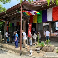 Photo taken at 観音院 by genpei on 8/6/2022