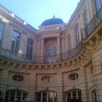 Photo taken at Hôtel de Beauvais — Cour administrative d&amp;#39;appel de Paris by Julie B. on 9/15/2012