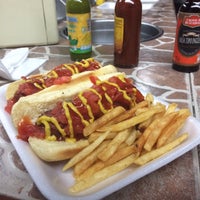 6/3/2016にLaura G.がPepe&amp;#39;s burger snacks     Cuando usted la prueba lo comprueba, La mejor!で撮った写真
