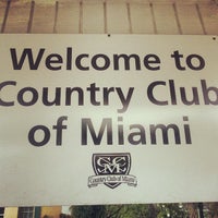 รูปภาพถ่ายที่ Country Club of Miami โดย Marios Soldiers w. เมื่อ 8/26/2013