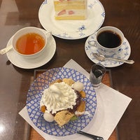 Photo taken at Tsubakiya Cafe by YUKKY ♪. on 12/11/2022