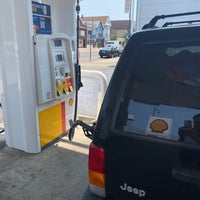 Photo taken at Shell by Owen H. on 7/4/2021