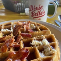รูปภาพถ่ายที่ Dixie Belle&amp;#39;s Cafe โดย Cid S. เมื่อ 5/19/2021