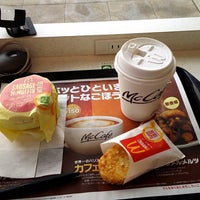 Photo taken at McDonald&#39;s by にゅくす お. on 11/24/2018