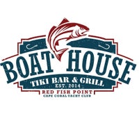 Foto tirada no(a) Boat House Tiki Bar &amp;amp; Grill por Boat House Tiki Bar &amp;amp; Grill em 5/21/2015