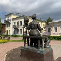 Photo taken at Памятник женам-берегиням семейного очага by Olesya P. on 6/5/2019