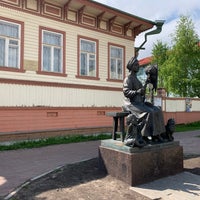 Photo taken at Памятник женам-берегиням семейного очага by Olesya P. on 6/5/2019