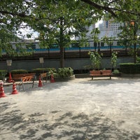 Photo taken at 本芝公園 by ヒカル on 8/30/2017