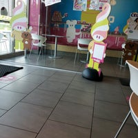 Photo taken at Menchie&amp;#39;s by Randy B. on 7/24/2021