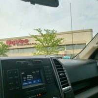 Photo taken at Hy-Vee by Randy B. on 5/11/2022