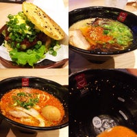 Photo taken at Tatsu Ramen by Roger M. on 10/25/2015