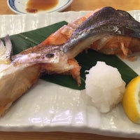 Photo taken at Sushizanmai by 游夢 on 8/16/2015