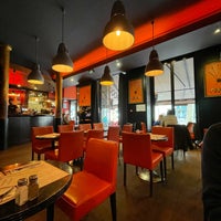 Photo taken at Indiana Café – Richelieu Drouot by Atti L. on 11/7/2021