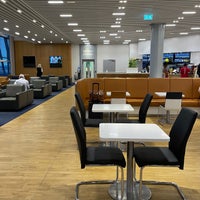Photo taken at Lufthansa Senator Lounge by Atti L. on 7/6/2022
