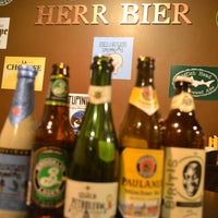Foto tirada no(a) Herr Bier Cervejas Especiais por Herr Bier Cervejas Especiais em 5/24/2015