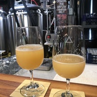 5/11/2022 tarihinde DAN K.ziyaretçi tarafından Triple Crossing Beer'de çekilen fotoğraf