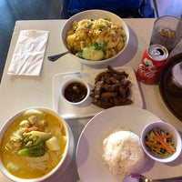 Photo taken at King of Thai Noodle by Diane O. on 11/24/2019