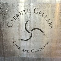 รูปภาพถ่ายที่ Carruth Cellars Winery on Cedros โดย Christopher W. เมื่อ 10/10/2015