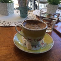 Снимок сделан в Tea &amp;amp; Pot пользователем Nesligül Ç. 10/4/2015