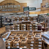 Photo taken at Sprouts Farmers Market by Rick L. on 6/11/2021