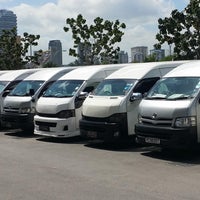 Photo taken at Maxi Cab Singapore | Mini Bus Charter by Maxicab Transport T. on 11/23/2015