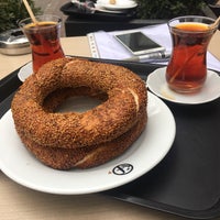 Photo taken at Komşufırın by Ali Kemal K. on 9/20/2016