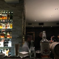 Снимок сделан в Distillers Bar von Munich Distillers пользователем JP B. 9/1/2017