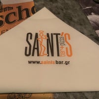 Снимок сделан в Saint&amp;#39;s Bar + Pizza пользователем Dimitris L. 2/11/2019