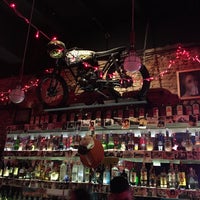 Foto tirada no(a) Chupitos Bar por Simon B. em 8/21/2017