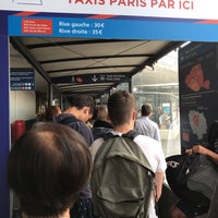 Photo taken at Taxis Parisiens by Yoshihiro M. on 7/20/2018