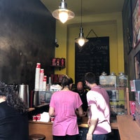 Das Foto wurde bei Dopamine Coffee Shop von Taner I. am 7/27/2018 aufgenommen