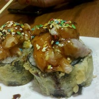 Снимок сделан в Fu-Gu Izakaya Sake e Sushi Bar пользователем Paulo S. 10/25/2012